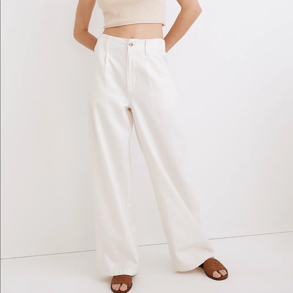 Cotton-Linen Pleated Wide-Leg Pants